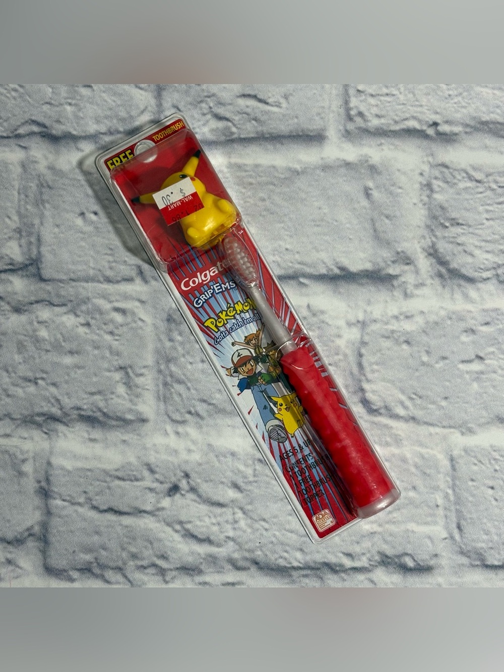 NWT Vintage 1999 Colgate Grip’Ems Pokémon toothbrush + toothbrush topper